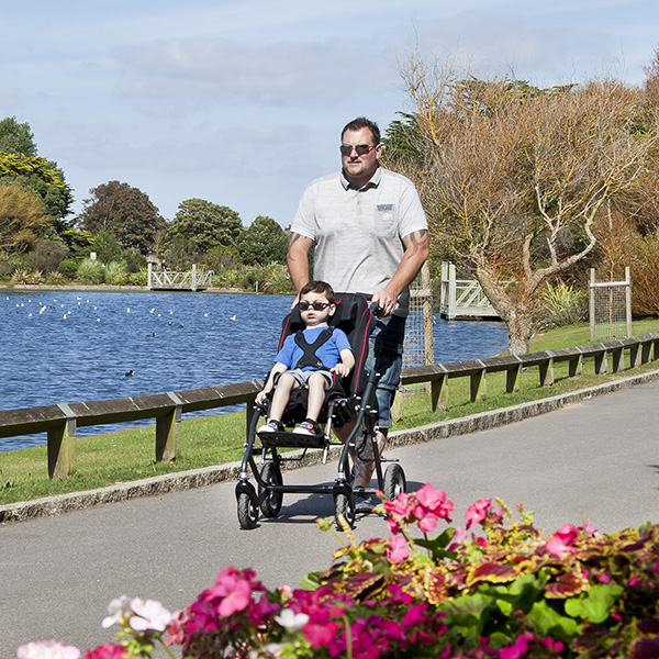Snazzi Pushchair View 3